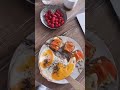 Вкусный здоровый завтрак - повод проснуться, я считаю😁 Любовь к себе в деталях☕️