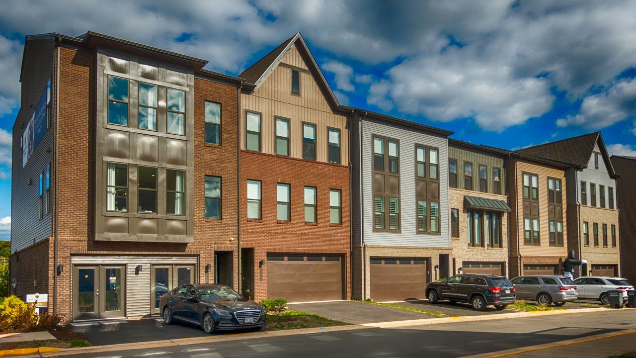 4 Bedroom Fairfax County New Construction at Foster's Glen in Herndon