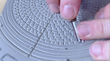 Linocut Shorts - Carving a Pattern with a Small U-Gouge Tool