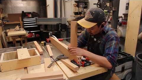 Dutch Pull-out Draw Leaf Dining Table