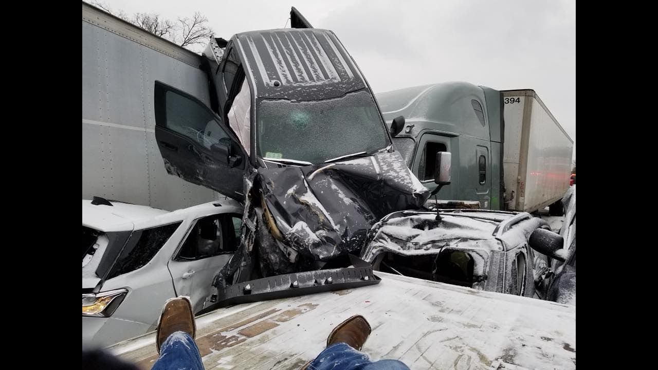133 Car Pile Up Fort Worth Texas - 6 Dead Multiple Injured - YouTube