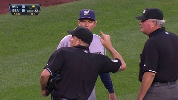 MIL@SEA: Roenicke gets tossed after disputing call