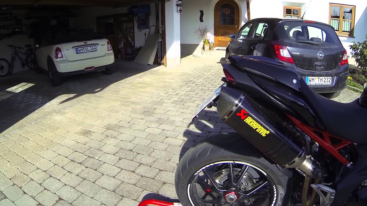 akrapovic speed triple