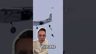 Salto a miles de metros son paracaídas #difícildecreer Sergio Sepúlveda