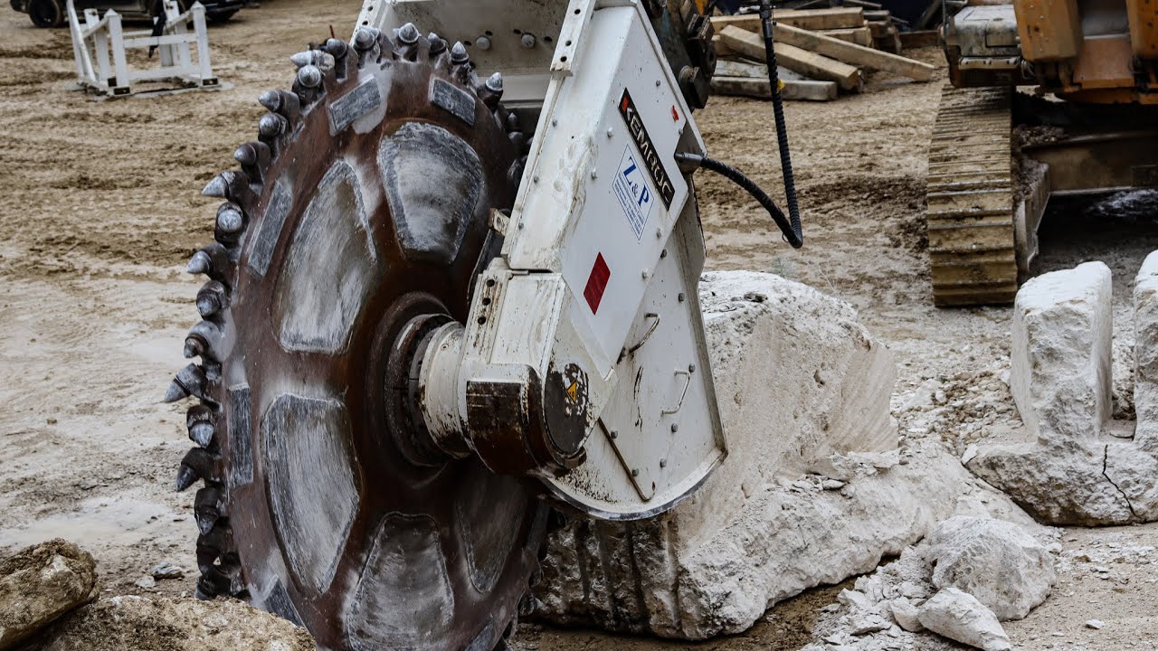 Kemroc DMW 220 Schneidrad // Einsatz Steinbruch