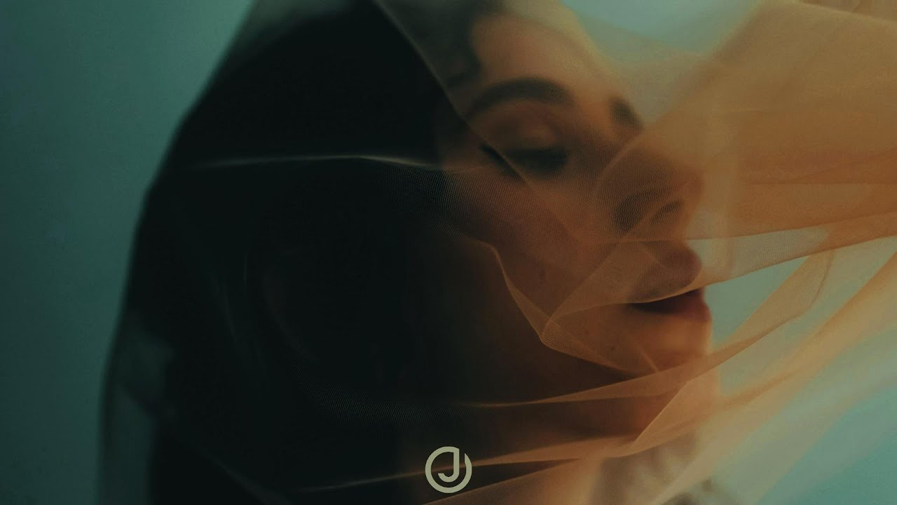 Javid - Somnia auf YouTube ansehen Javid - Somnia auf YouTube ansehen