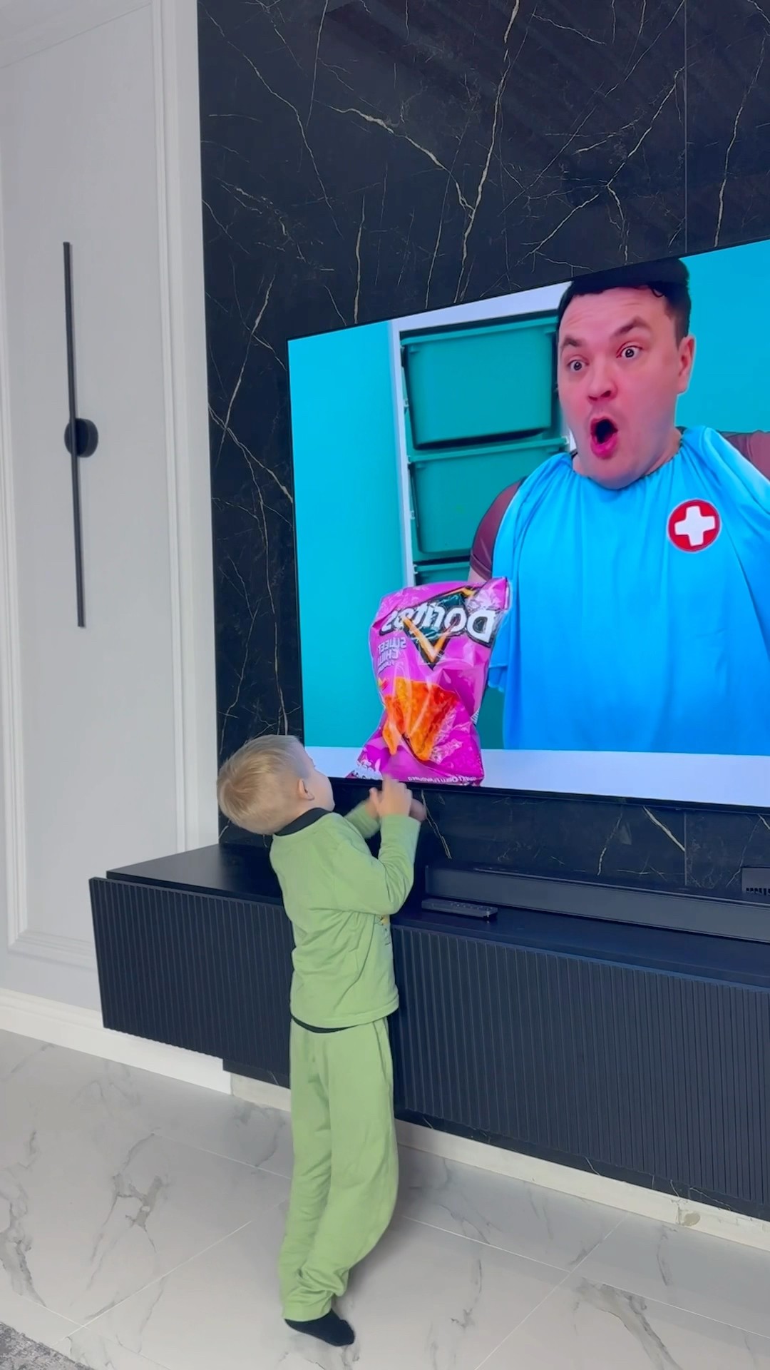 FUNNY DOCTOR ?