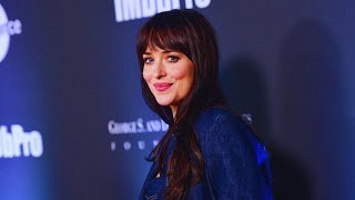Dakota Johnson: The Bombshell Revelation That Will Leave You Speechless! (Intriguing and dramatic)