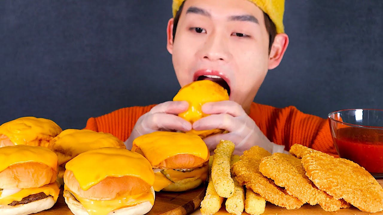 클래식 치즈버거+체다치즈추가 롱치즈스틱~ 지파이~먹방~!!Cheesebuger + Cheddar Cheese,Long Cheesestick,Jipai MuKBang~!!