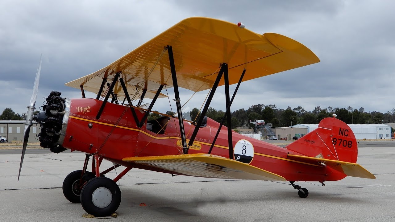 1929 travel air biplane