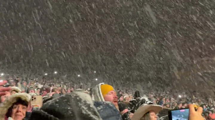 Zach Bryan, Red Rocks, Something in the Oragne