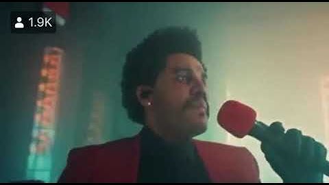 The Weeknd perform Blinding Light at the VMAS