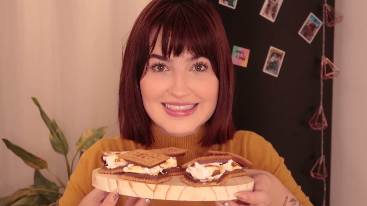 ASMR - FAZENDO S'MORES BAUDUCCO!