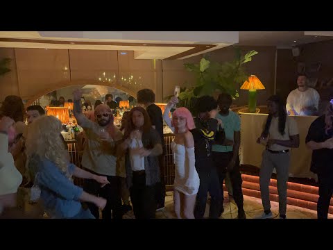 BLITZYTHEVIBE - Icy Spicy (OFFICIAL MUSIC VIDEO)