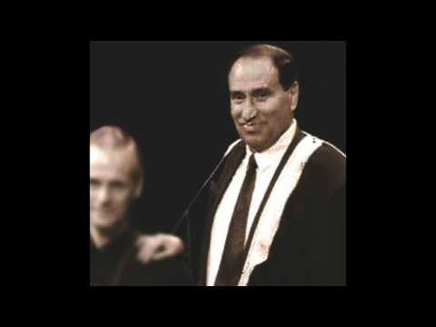 أديب الدايخ لولا غرامي لما ذرفت الدمع 