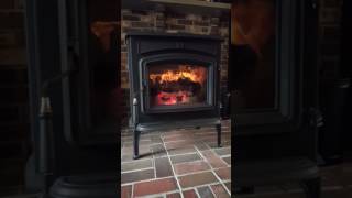 Jotul F 55 Carrabassett - YouTube