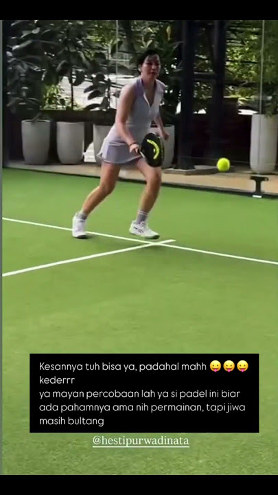Hesti Purwadinata Coba Olahraga Padel Jago Banget 😆 #shorts #sports #artist #viralvideo #fyp #couple