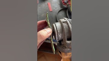 Cách Tháo Lưỡi Cắt Của Máy Mài Góc