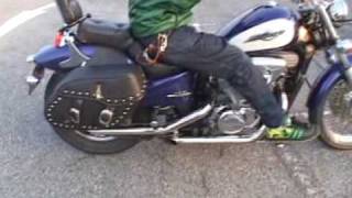 STEED400 排気音 - YouTube