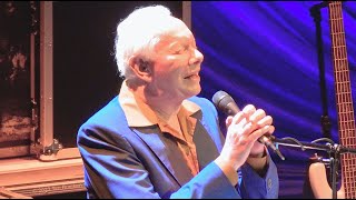 Different for Girls ／ Joe Jackson Joe Jackson - Different For Girls (1980) (HQ) mp4 - YouTube