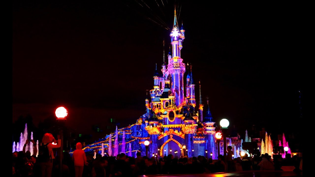 Disney Illuminations september 2019 [4K] - Disneyland Paris night show