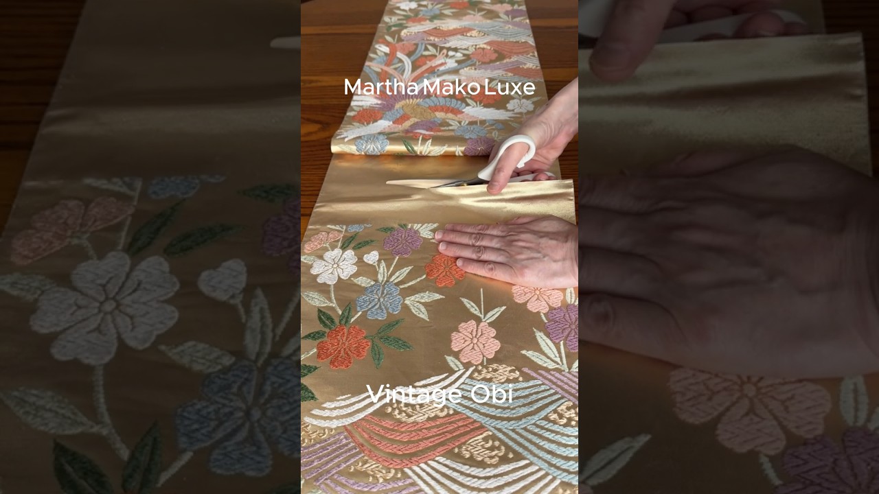 正絹帯をザクッ✂️立波花鳥 金彩の雅｜和モダン タペストリーに。#帯
