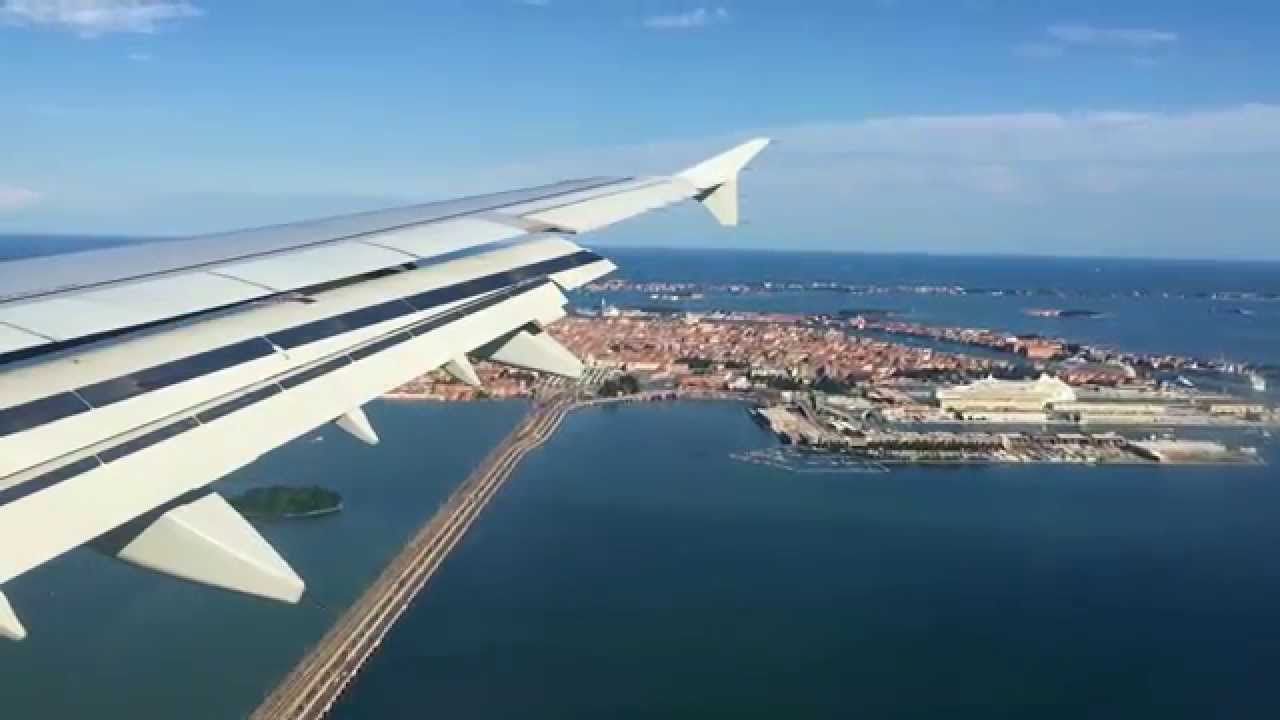 Atterraggio Iberia a Venezia (Madrid-Venezia) 13/6/2015 - YouTube