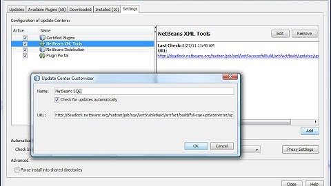 Cost-Minimizing Dynamic Migration of Content Distribution Services into Hybrid Clouds