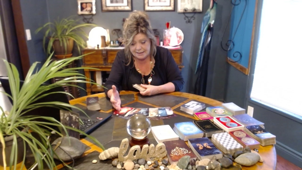 LIBRA JUNE 21 NEVER DONE SUCH A POWERFUL/SPIRITUAL READ EVER! TWIN FLAMES REUNITING.  NEW LOVE!