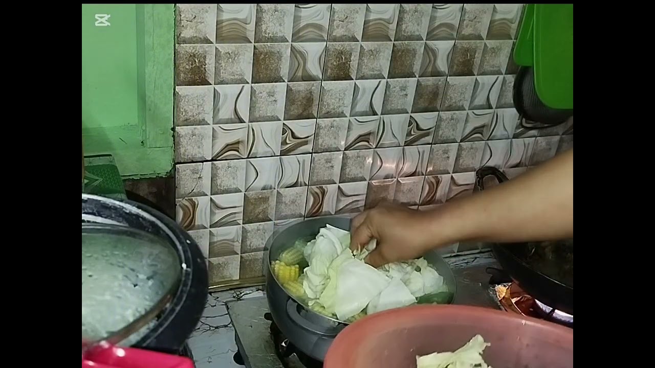 Selamet pagi sahur² anak saya suka jangan bening guys Goreng ikan adin sambel trasi, 😋