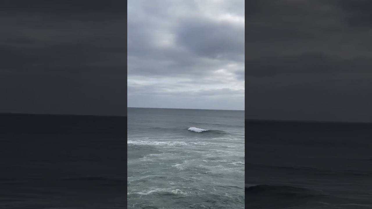 Graveyard of the Pacific - Treacherous seas with many shipwrecks 