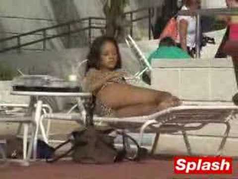 rihanna beach feet