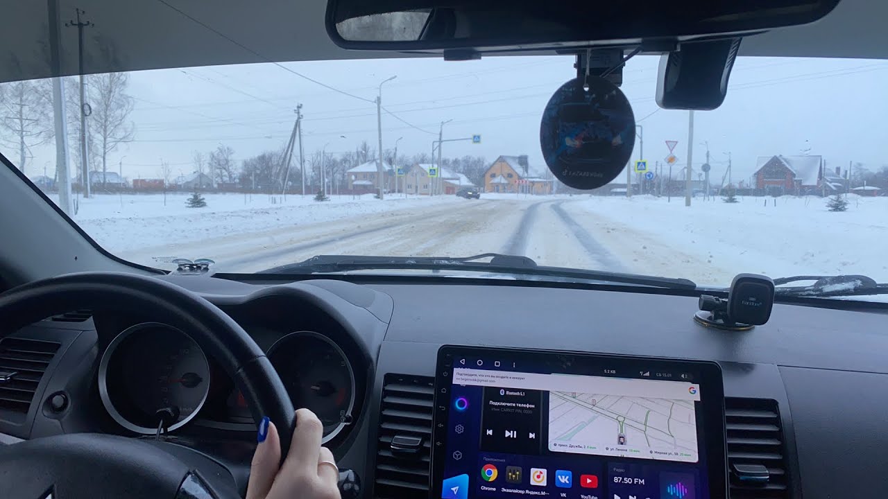Зимний урок вождения. Марина за рулем - YouTube