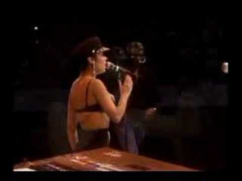 rare-selena-interview