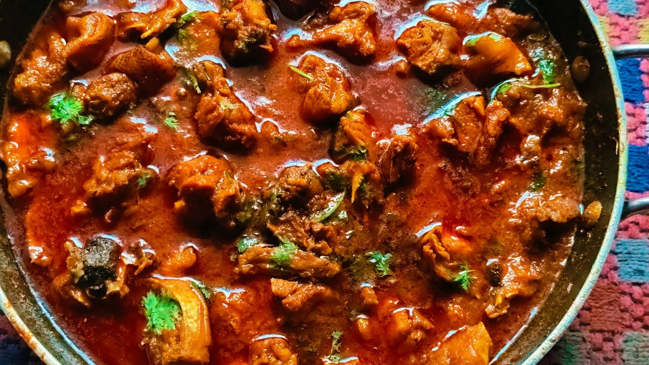 పల్లెటూరి పద్ధతిలో నాటుకోడి కూర ఇలా చేశారంటే అద్భుతంగా ఉంటుంది 👌 chicken gravy curry 