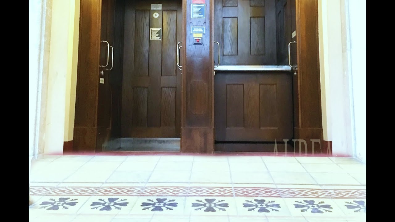 Pater-Noster Elevator at Vienna City Hall - Wiener Rathaus