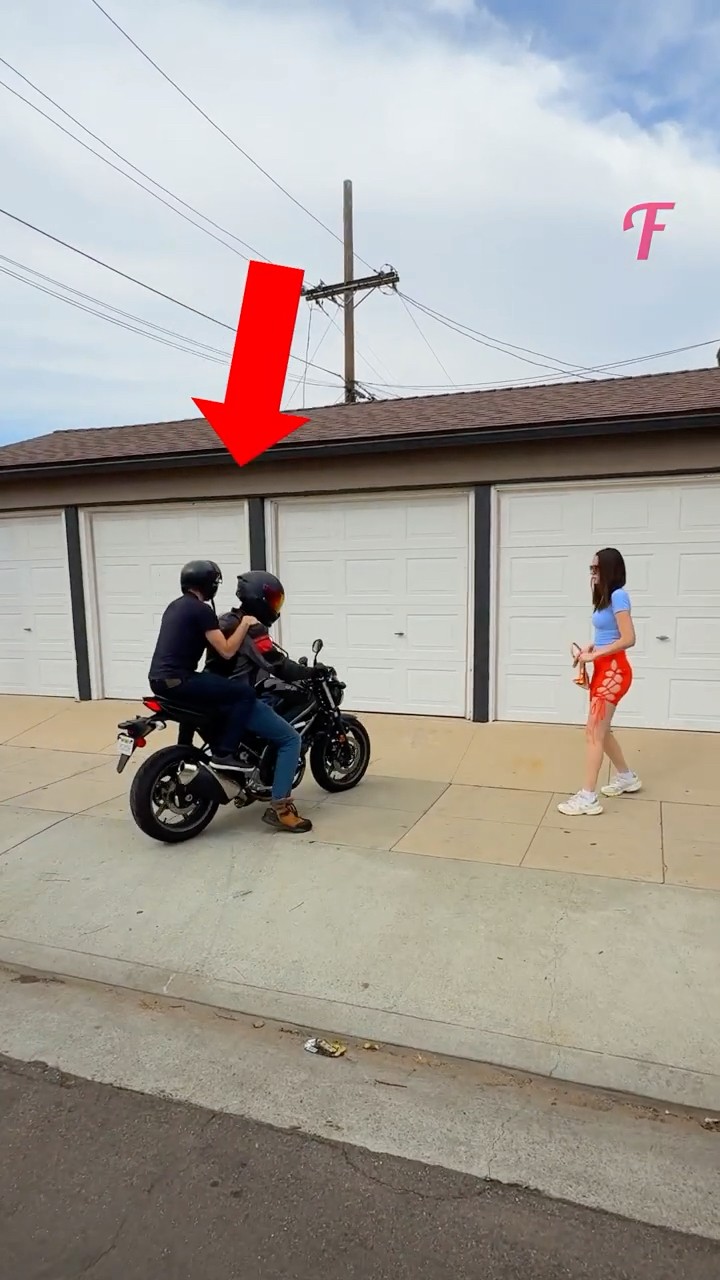 Girl Thought They Would Rob Her But She Was So Wrong!  #shorts