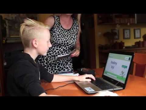 Video: Jak Omezit čas, Který Dítě Sedí U Počítače?