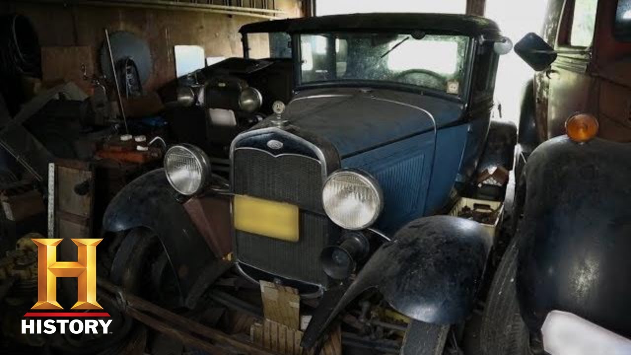 American Pickers Trio of Vintage Fords (Season 21) History YouTube