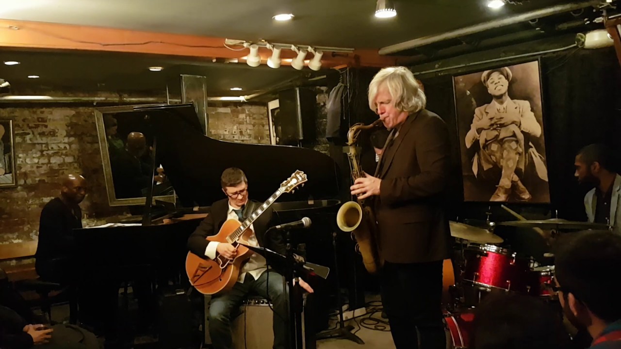 Small Jazz Bar, New York 2017 (3) YouTube