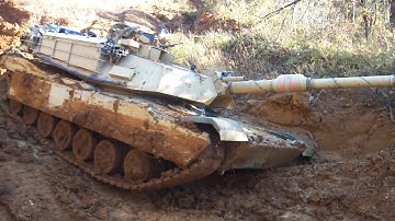 M1 Abrams Tank Stuck in Mud / M1A1 OFF Roading