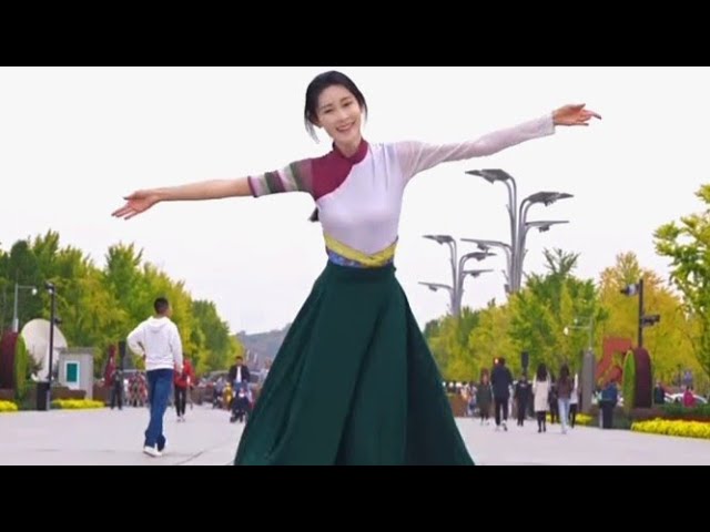 beautiful unik dance video 💝 YouTube video #trending video # unik video 🌍💝💝💝 class=