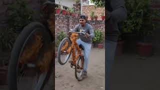 Aj Maine banti pakode ki cycle. #edit #status #Ai