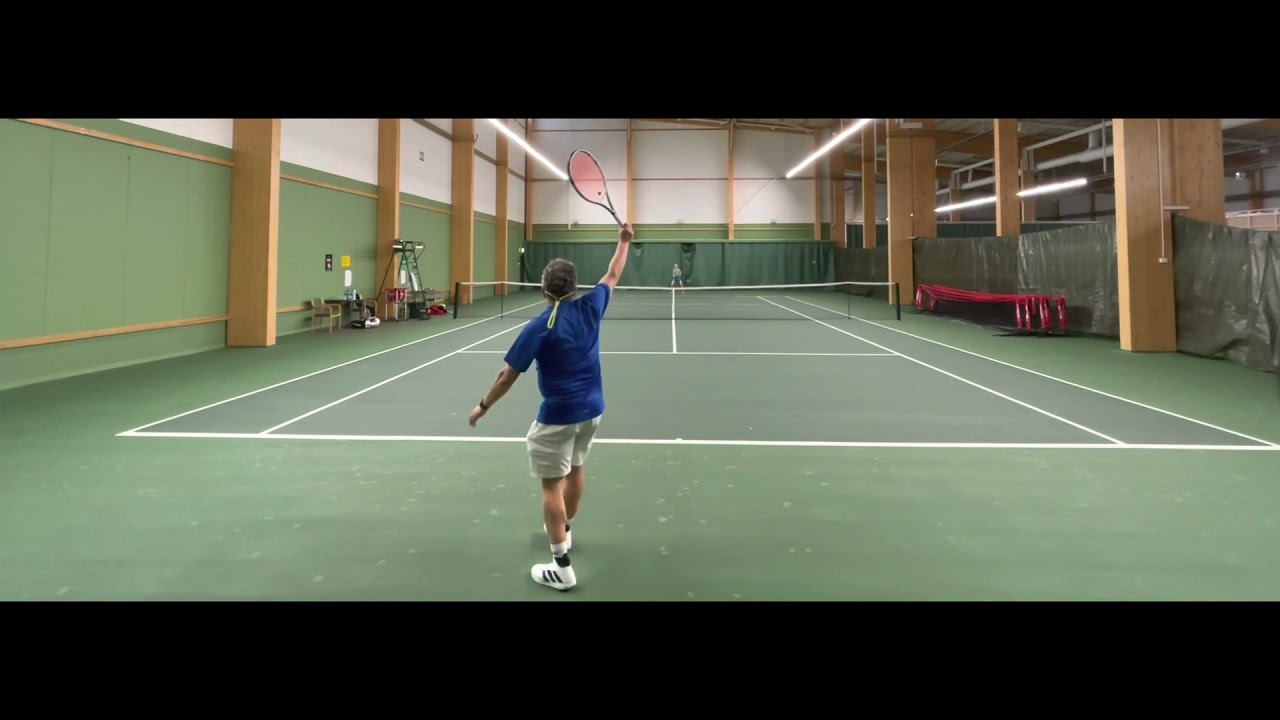 THE TENNIS JONES Dunlop Australian Open vs. Tecnifibre XOne Tennis