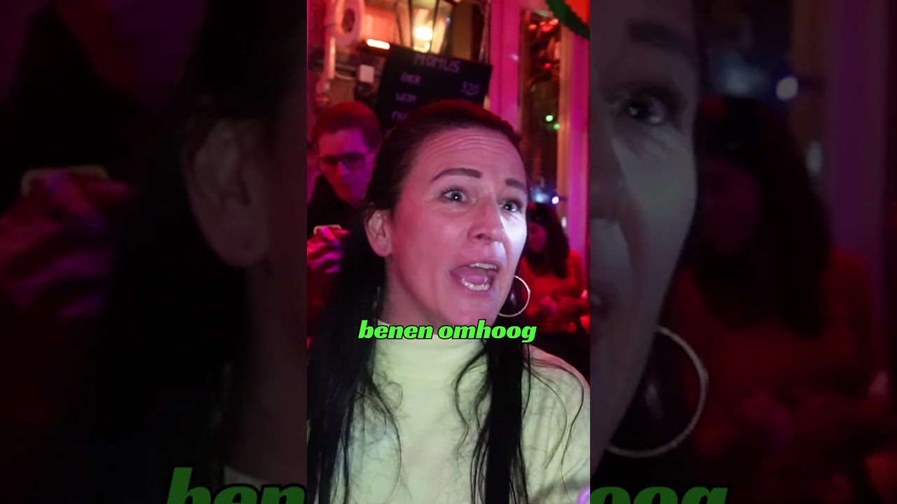 Is dat hoe ‘t gaat in Maastricht? ⏭️ #nxt #interview #funny #comedy #carnaval #maastricht