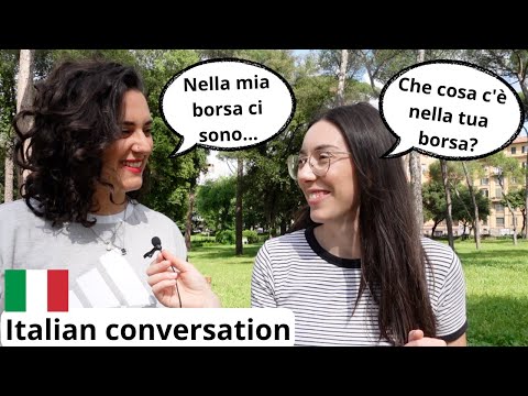 Italian conversation: Che cosa c'è nella tua borsa? What's in your bag? 👜 (Subtitles)