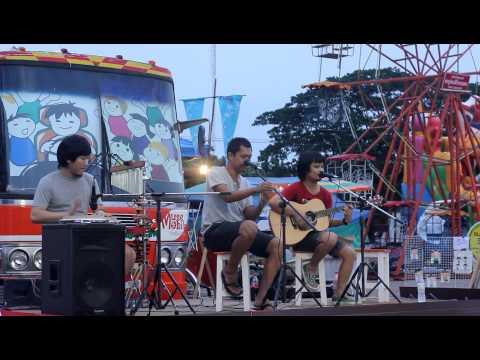 ฉันไม่เหงา - อภิรมย์ Live in เพลินศิลปสกล
