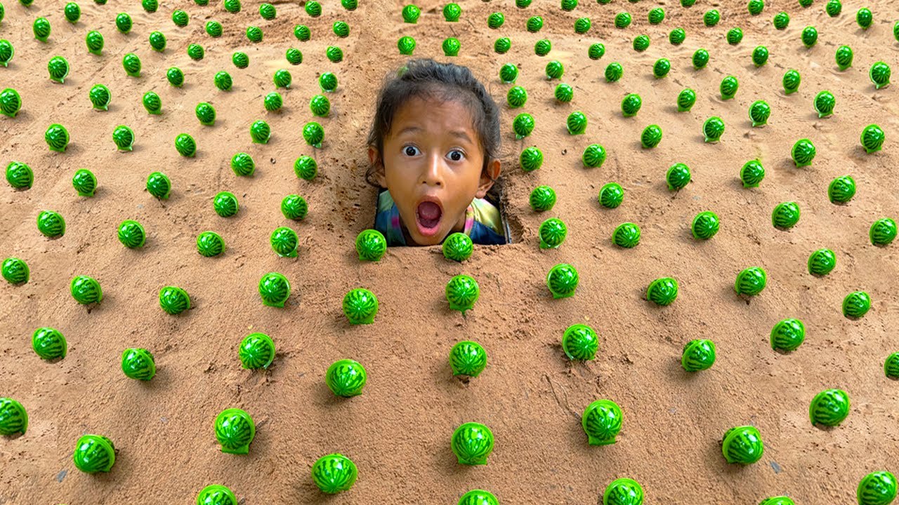 Навыки выживания: УМНАЯ идея и ПОЛЕЗНАЯ идея для мамы-одиночки: спасите девочку из ямы 