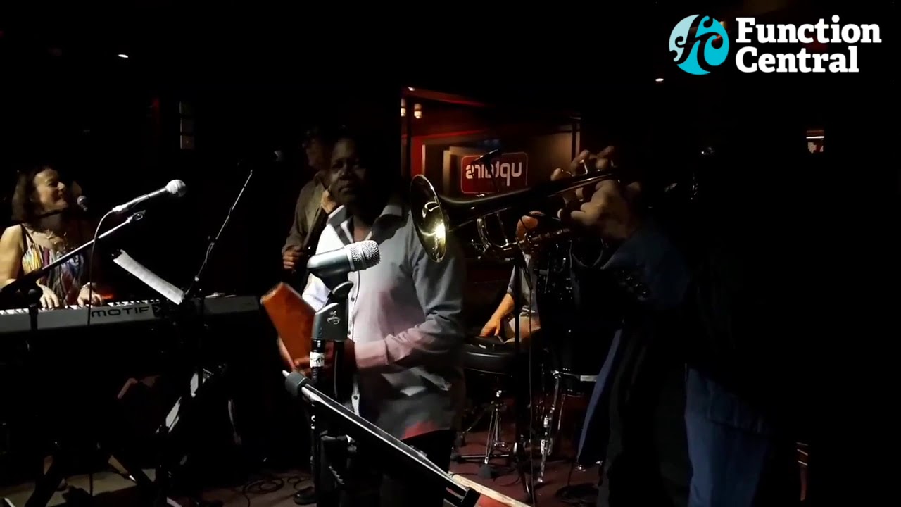 Soneando – Latin Medley | Latin Band in London For Hire | Available from Function Central