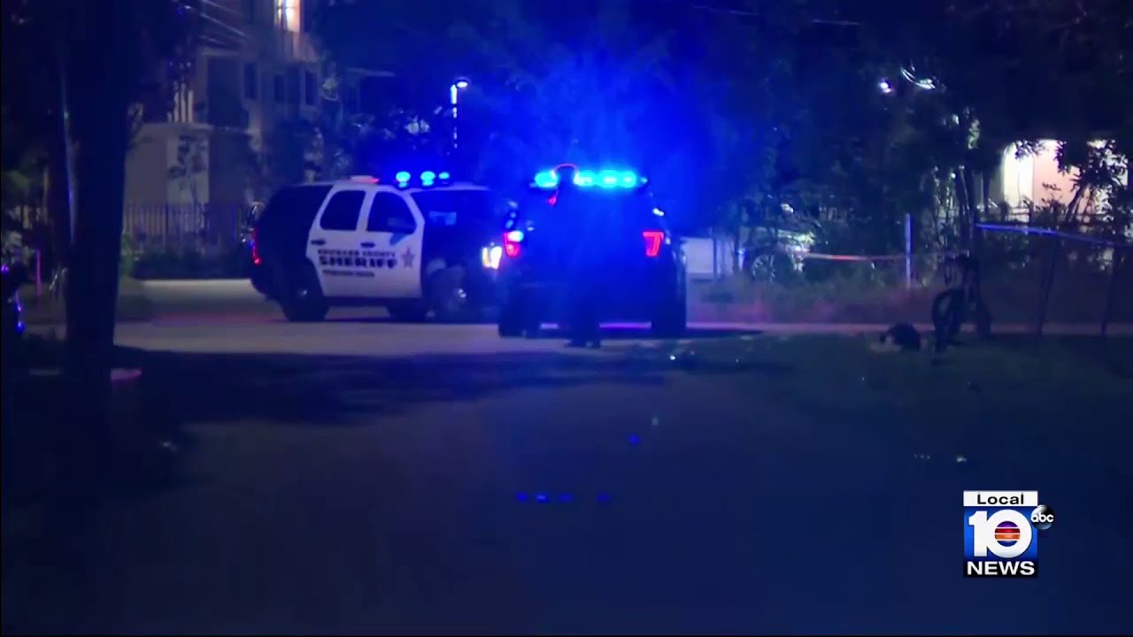Deputies in Pompano Beach investigate deadly shooting - YouTube